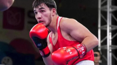Казахстанский боксер нарвался на олимпийского чемпиона из Узбекистана
