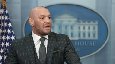 Конор Макгрегор пообещал поддержку рабочим