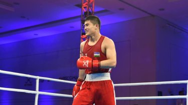 Узбекистан снова впереди Казахстана по золотым медалям ЧМ по боксу