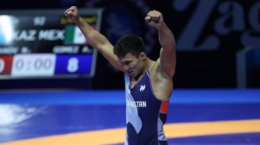 Казахстанец Нуркожа Кайпанов триумфально завоевал медаль на ЧМ по вольной борьбе