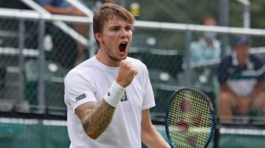 Несмотря на недавнюю травму: Бублик вышел в финал турнира ATP в Китае