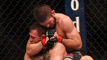 «Хабиб едва не убил МакГрегора»: В UFC сделали шокирующее заявление