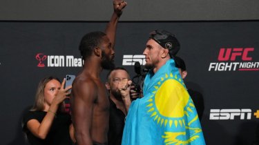 Казахстанского бойца исключили из UFC