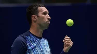 Михаил Кукушкин успешно стартовал на Almaty Open-2025