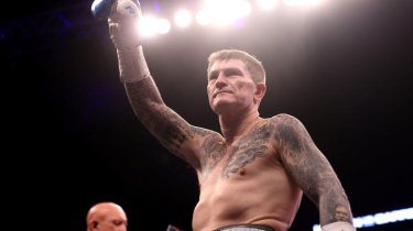 Названа причина смерти легендарного британского боксера