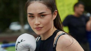Самая красивая боксерша Казахстана сообщила о проблемах со здоровьем