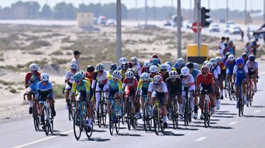 Казахстан уступил первое место Узбекистану в велогонке на Азиаде-25