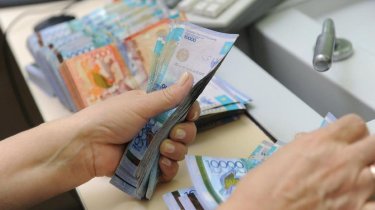 Пенсии, зарплаты и пособия вырастут в Казахстане