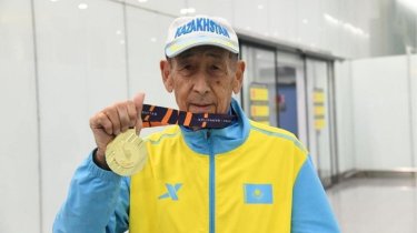 80-летний аксакал из Казахстана выиграл марафон в Нью-Йорке