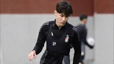 Сын Самата Смакова уехал на сборы в Турцию