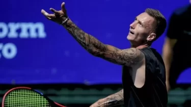 Казахстанский теннисист прошёл в полуфинал турнира в Египте