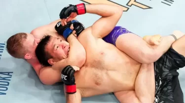 Рахмонов потерял позиции в гонке за бой с Махачевым