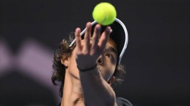 Казахский триумфатор Омарханов выиграл первый титул в теннисе