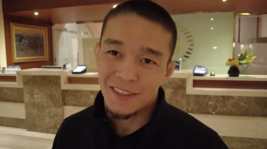 «Надо рентген сделать»: Асу Алмабаев рассказал о травмах после поединка с Пересом