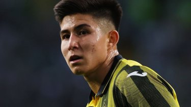 Форвард «Кайрата» Дастан Сатпаев вошел в топ-10 нападающих мира