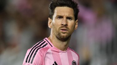 Президент «Барселоны» прокомментировал идею переименовать стадион в честь Месси