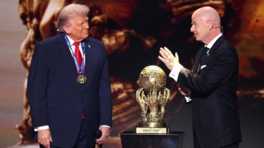 Трампу вручили специальную Премию мира ФИФА