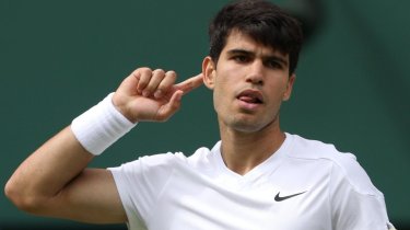 Звездный тандем: Карлос Алькарас провел теннисный матч с Роналдо (Видео)