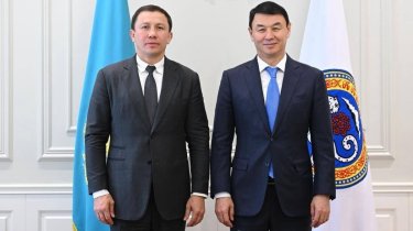 Геннадий Головкин обсудил с акимом Алматы развитие инфраструктуры города