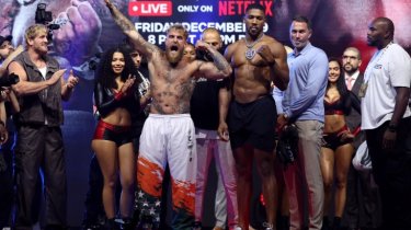 Блогер против чемпиона: где смотреть бой Пол — Джошуа