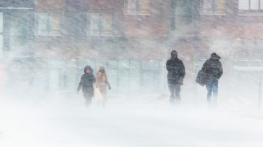 Штормовое предупреждение: Где в Казахстане ожидаются метели и гололед 21 декабря