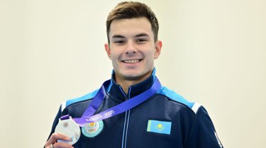 Казахстан утвердил состав на Олимпиаду по конькобежному спорту