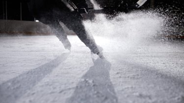 Главные события 27 декабря: «Арсенал» против «Брайтона» и битва «Барыса» в КХЛ