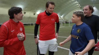 Бублик сменил корт на футбольное поле