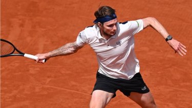 Бублик в шаге от топ-10: как казахстанец заработал $3 млн за сезон