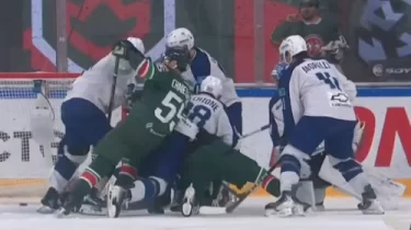 «Барыс» не справился с «Ак барсом»: на каком месте застрял клуб