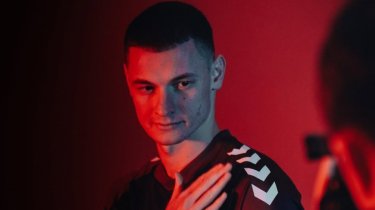 Чесноков ждёт выхода на поле: почему казахстанец до сих пор в запасе