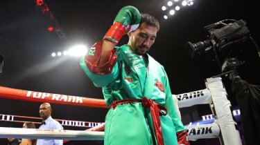 Жанибека Алимханулы могут отстранить от бокса на два года из-за допинга