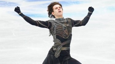 Казахстанский фигурист покоряет чемпионат четырех континентов в Китае