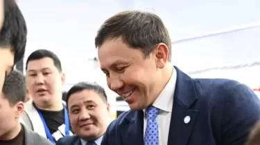 Подарок от легенды: что Головкин вручил тренеру сборной Узбекистана по боксу