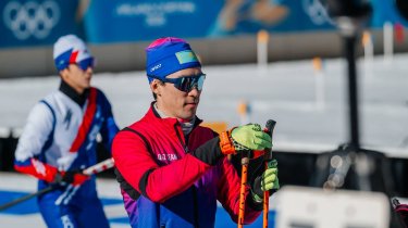 Норвежский триумф и казахстанский финиш: итоги мужского биатлона на ОИ-2026