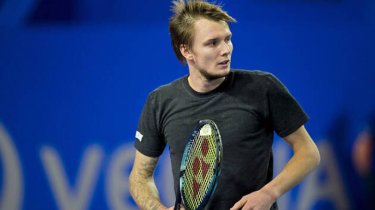 Александр Бублик одержал волевую победу на старте турнира ATP 500 в Роттердаме