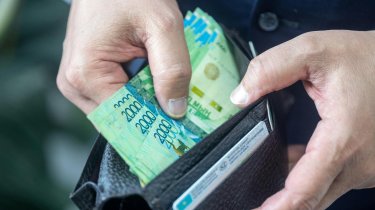 Какие купюры чаще подделывают в Казахстане и как их отличить