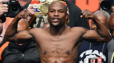 Флойд Мэйвезер возвращается в профессиональный бокс после боя с Майком Тайсоном