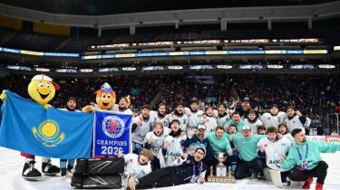 Детская команда Astana Team выиграла хоккейный турнир в Канаде