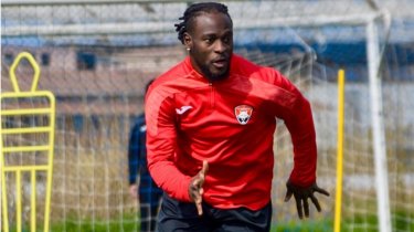 Агент Мозеса предлагает КПЛ двоих новых легионеров