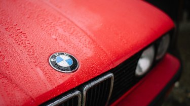 BMW отозвала почти 60 тысяч авто из-за риска короткого замыкания