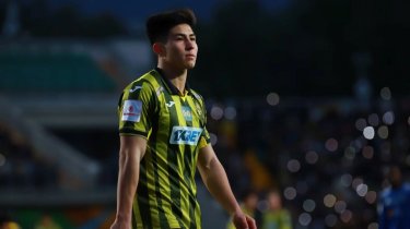 В Англии заявили о проблемах с дисциплиной у Дастана Сатпаева