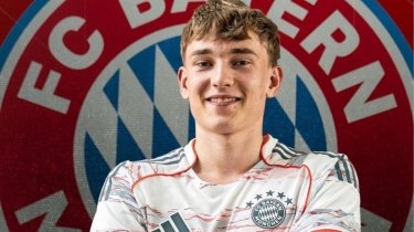 «Рассмотрели бы предложение КФФ»: нападающий «Баварии» готов играть за сборную Казахстана