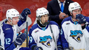 «Барыс» потерпел самое крупное поражение в сезоне КХЛ