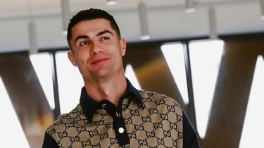 Самолет Роналду экстренно вылетел из Эр-Рияда после атаки беспилотников