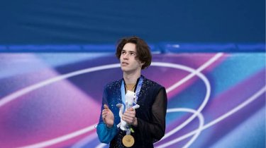 Олимпийский комитет почтил память Дениса Тена через триумф Шайдорова