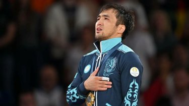 Елдос Сметов дебютировал за футбольный клуб