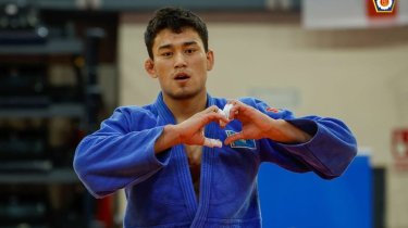Казахстанский дзюдоист триумфально выиграл Гран-при