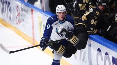 «Барыс» одержал третью победу подряд в КХЛ