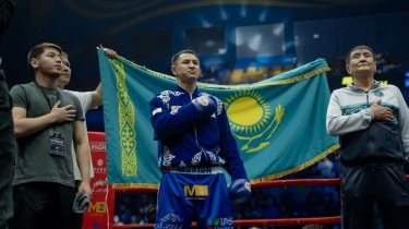 Жанкош Тураров готовится в зале легенды американского бокса